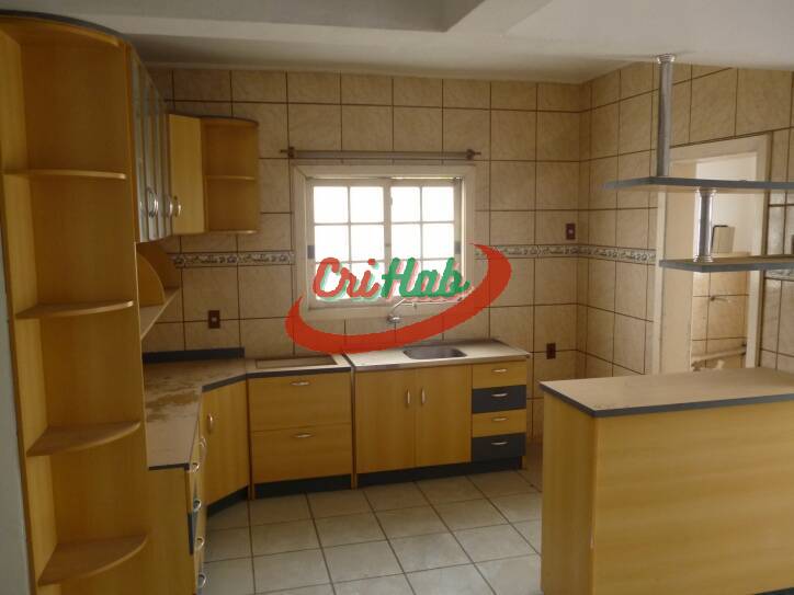 Casa à venda com 4 quartos, 250m² - Foto 16