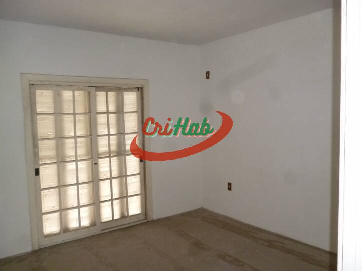 Casa à venda com 4 quartos, 250m² - Foto 29