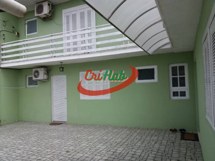 Sobrado à venda com 4 quartos, 190m² - Foto 1