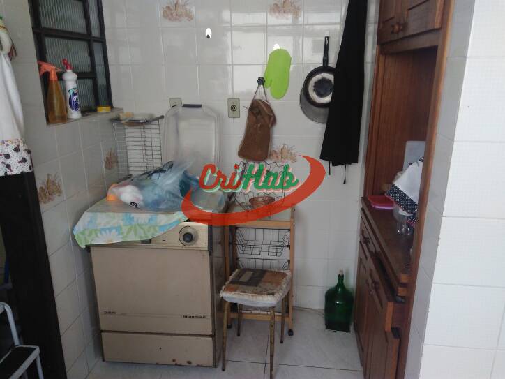 Apartamento à venda com 4 quartos, 200m² - Foto 7