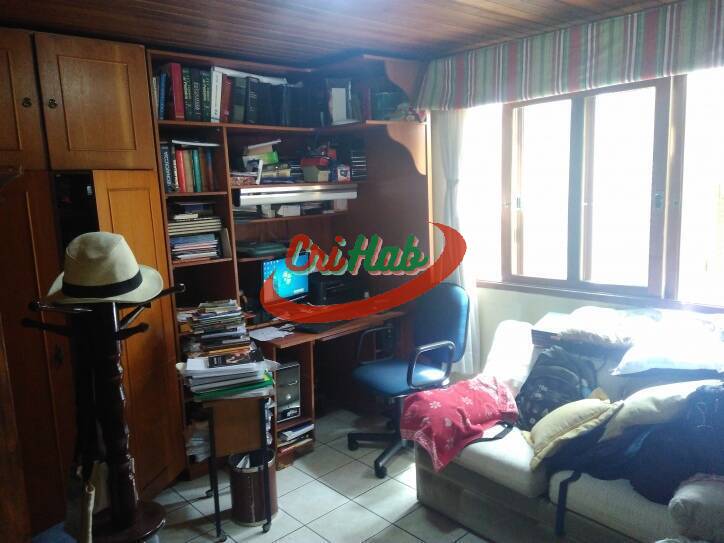 Apartamento à venda com 4 quartos, 200m² - Foto 18