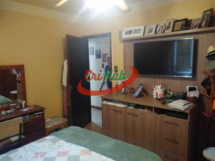 Apartamento à venda com 4 quartos, 200m² - Foto 11